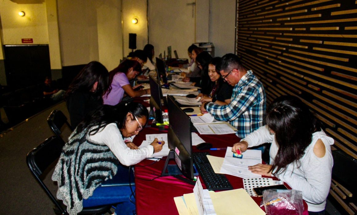 Reciben aspirantes en plantel Rosario Castellanos de Naucalpan