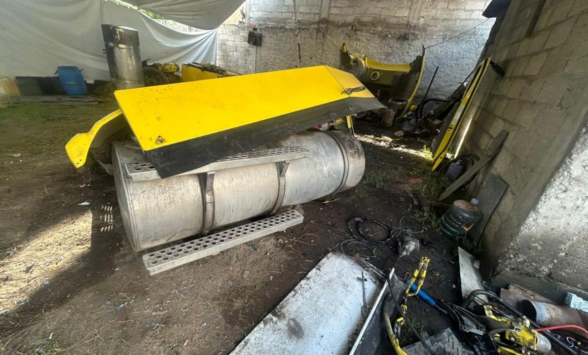 Recuperan autoridades autopartes y vehículo en Tequixquiac