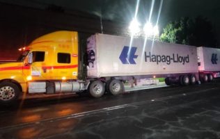 Recuperan en Nextlalpan baterías de litio valuadas en 20 mdp en tractocamión