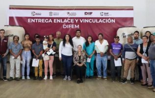 Refuerza Cuautitlán Izcalli apoyo social con entrega de tinacos