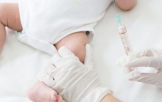 Reportan desabasto de vacunas en hospitales y clínicas de Edomex