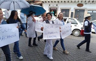 Responde Delfina Gómez a peticiones de sindicato de la salud