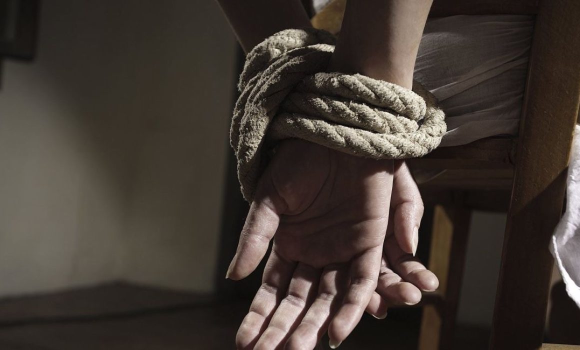 Secuestran y golpean a masculino en Teotihuacán