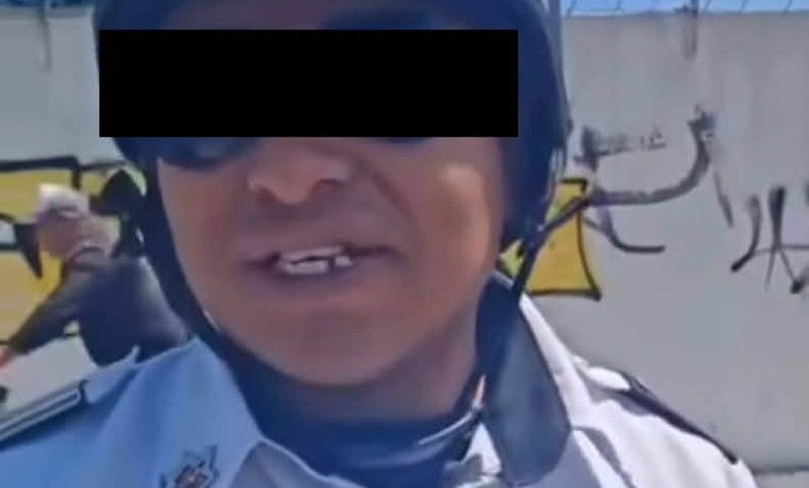 Separan del cargo a dos policías en Toluca por intento de extorsión