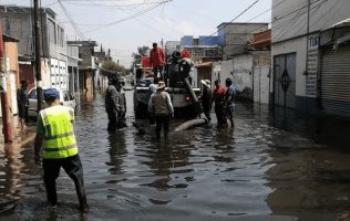 Sufren de nuevo por las lluvias en Ecatepec: están inundados