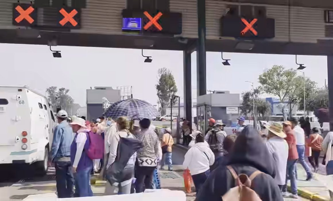 Toma la 4T caseta de Tepotzotlán y da pase libre