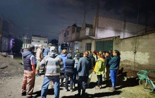 Vecinos organizan limpieza en Texcoco