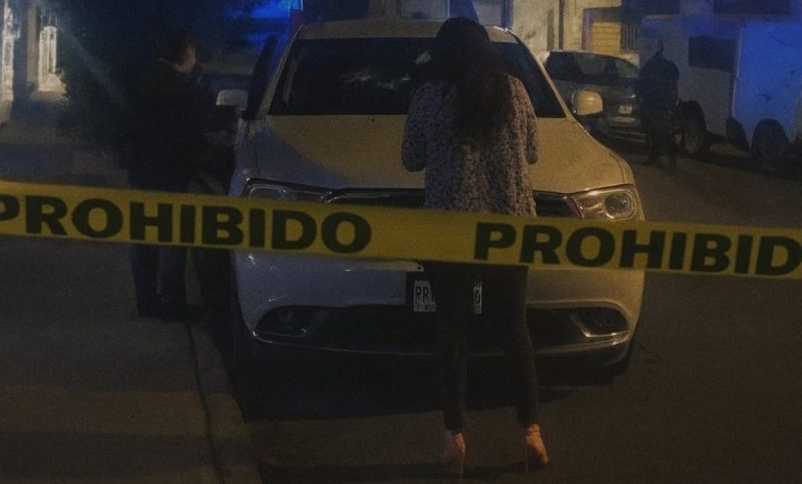 Ejecutan a hombre dentro de camioneta en Nezahualcóyotl