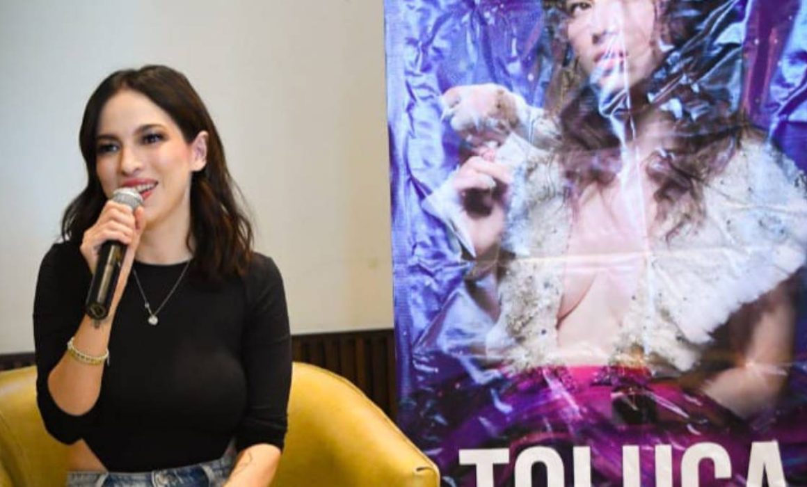 Sencilla y sin poses regresa Paty Cantú a Toluca