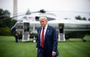 Informa Trump que se reunirá con Zelenski en Washington el lunes
