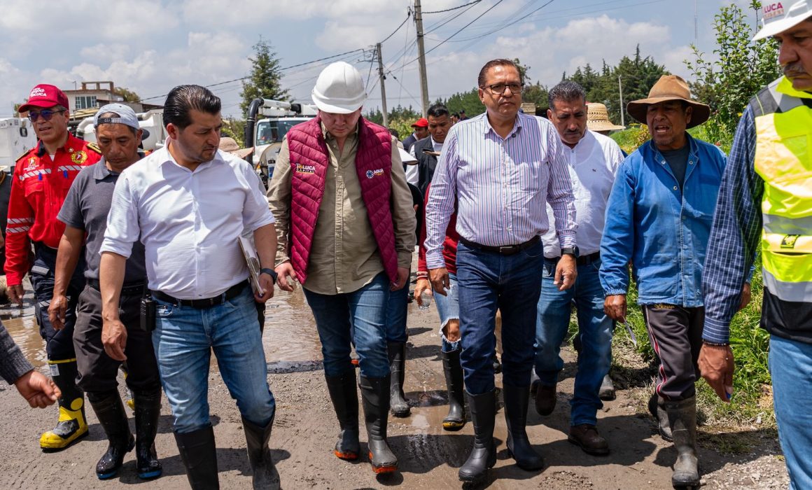 Apoya Ricardo Moreno a familias afectadas por inundaciones en Toluca