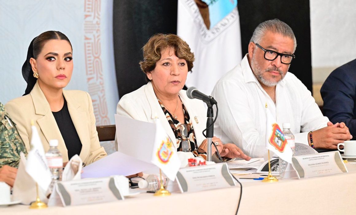 Asiste Delfina Gómez a reunión de coordinación interestatal contra robo de vehículos