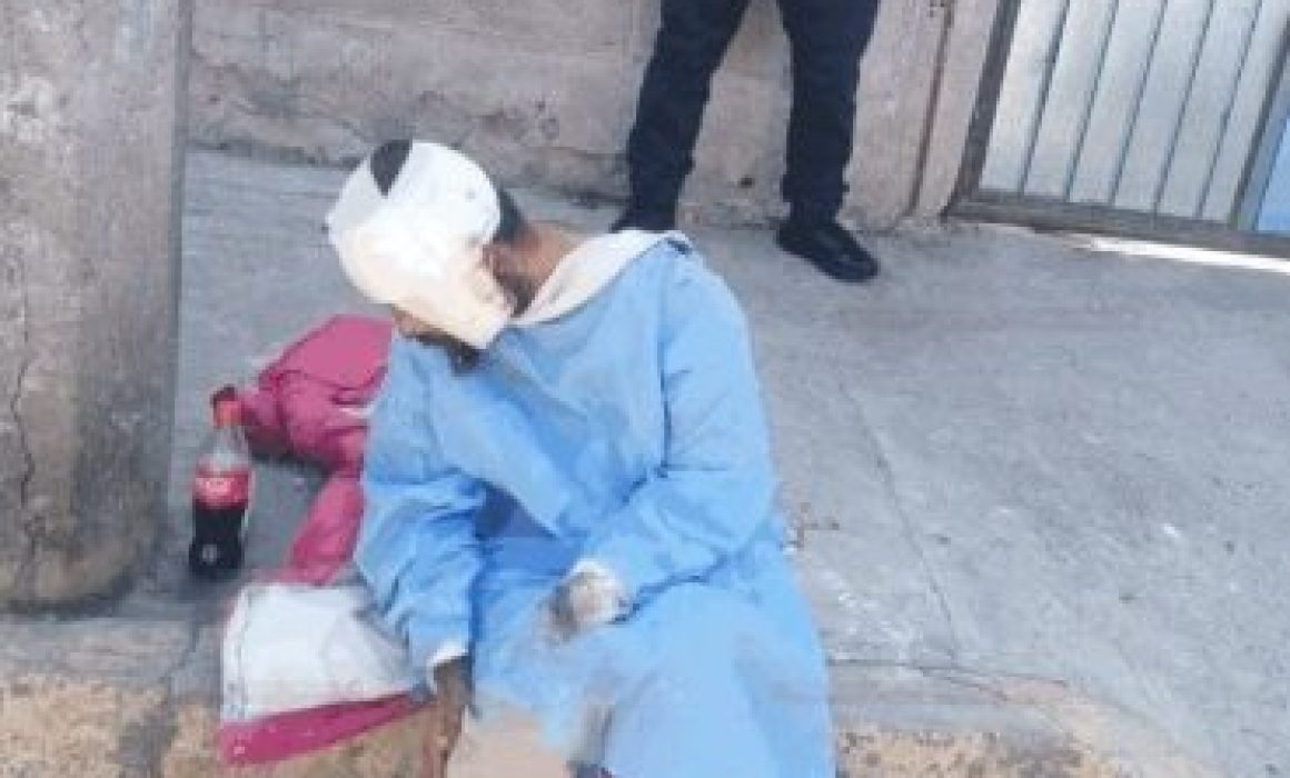 Atacan jauría de perros a hombre en Chalco; vecinos exigen control urgente