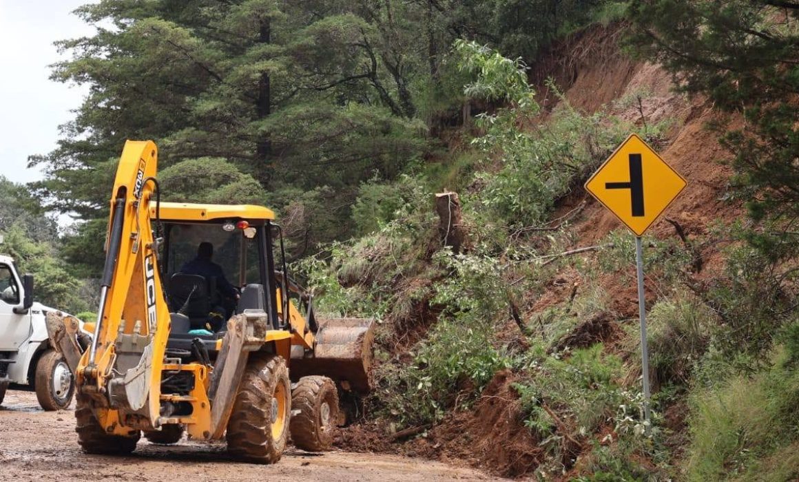 Atienden autoridades de Otzolotepec daños por recientes lluvias