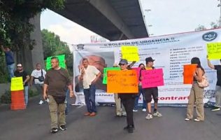 Bloquea familia autopista México-Querétaro por desaparecido en Izcalli