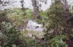 Cae automóvil a presa en Valle de Bravo