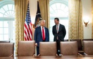 Confirma Trump la muerte de Charlie Kirk