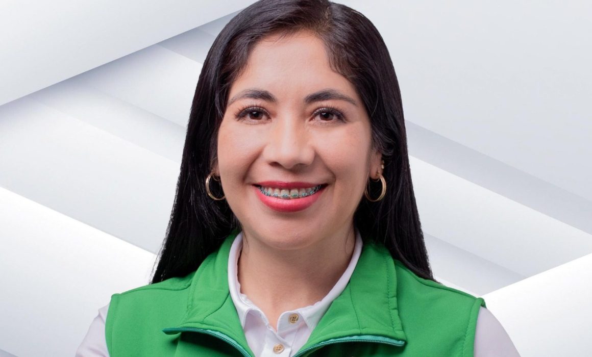 Denuncian a Johanna Fernández por crisis social en Tenango del Aire