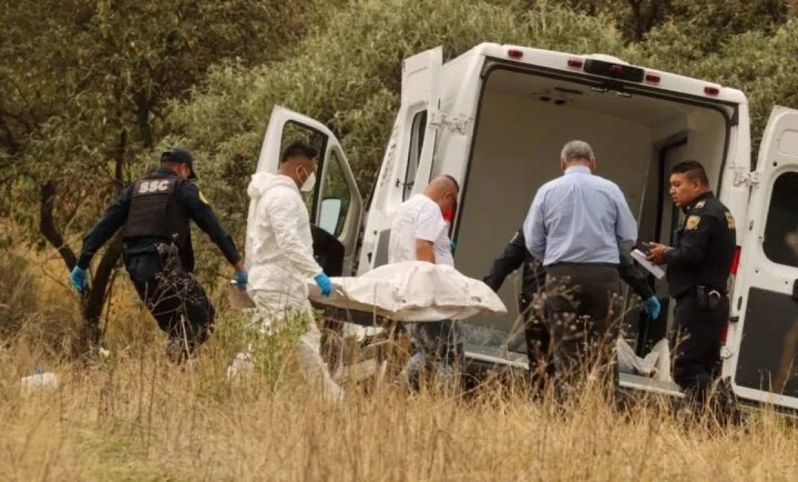 Encuentran cuerpo entre milpas en Temoaya