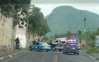 Hallan cuerpo dentro de costal en carretera México–Cuautla, Tlalmanalco