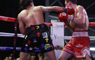 Impulsan a nuevos valores del boxeo función en Sala Urbana en Naucalpan