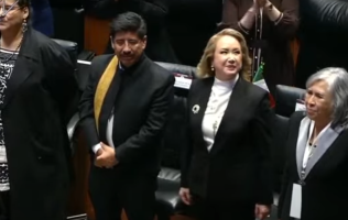 Inicia con retraso toma protesta de ministros de la SCJN en el Senado