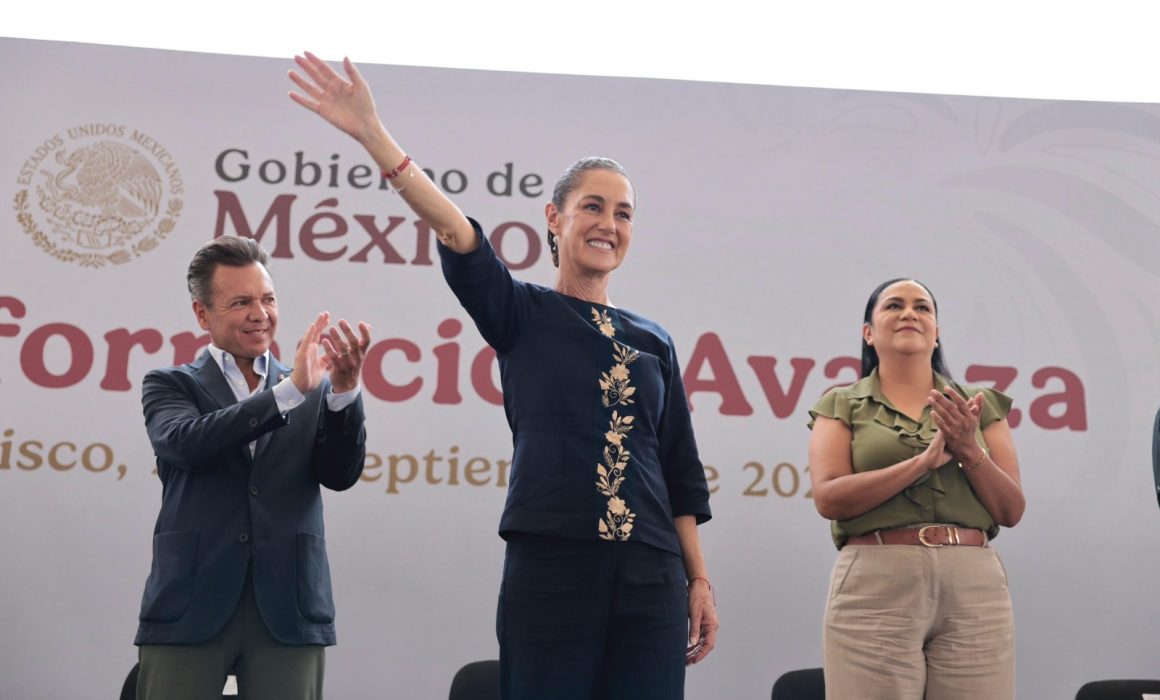 Llega Claudia Sheinbaum a terminar El Insurgente; estará listo para el 2026