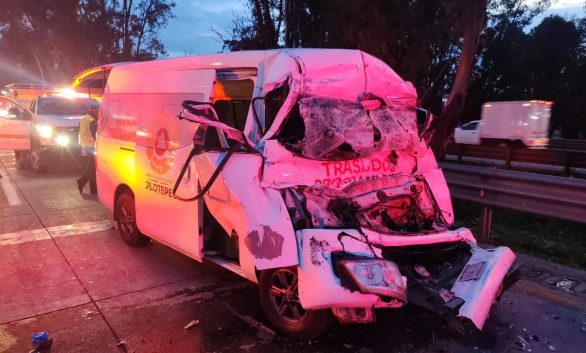 Mueren 2 en accidente a metros de la caseta de Tepotzotlán