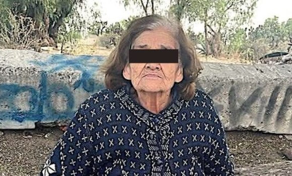 Piden ayuda en Tecámac por abuela desaparecida y les roban dinero