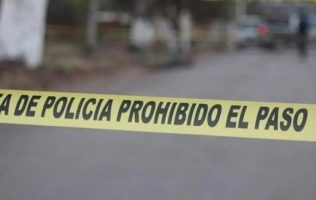 Pierde el control en Atlacomulco y se le va la carga