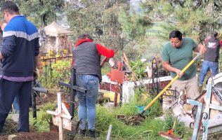 Realizan jornadas de limpieza en panteones de Amecameca con apoyo ciudadano