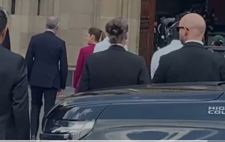 Recibe Claudia Sheinbaum a Mark Carney en Palacio Nacional