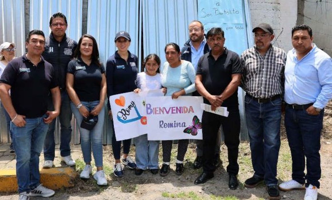 Reparten en Huixquilucan materiales para mejorar viviendas