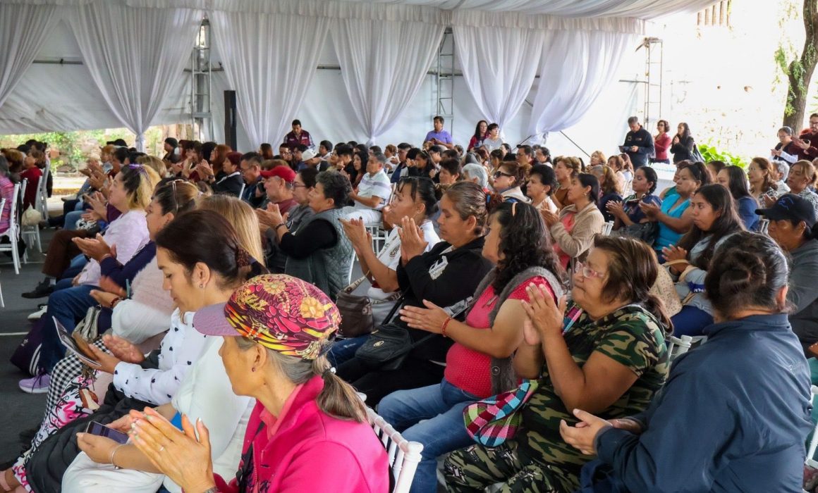 Reúnen voces femeninas en encuentro por la igualdad