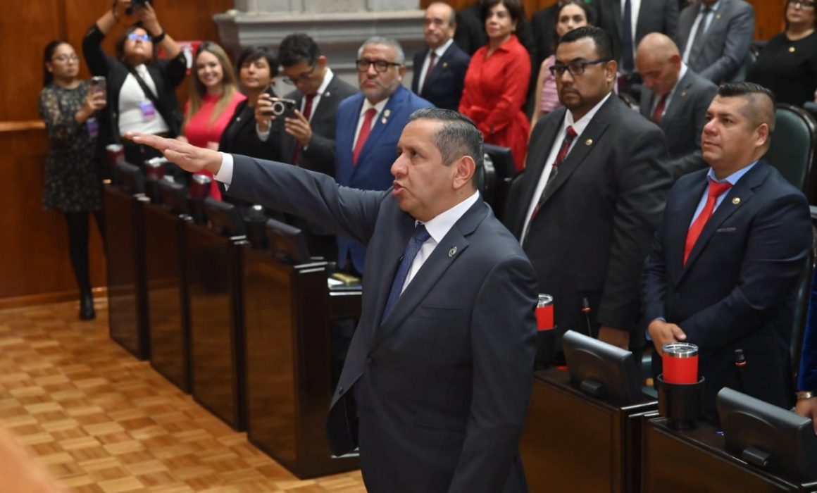 Rinde protesta Héctor Macedo como nuevo Presidente del TSJEM