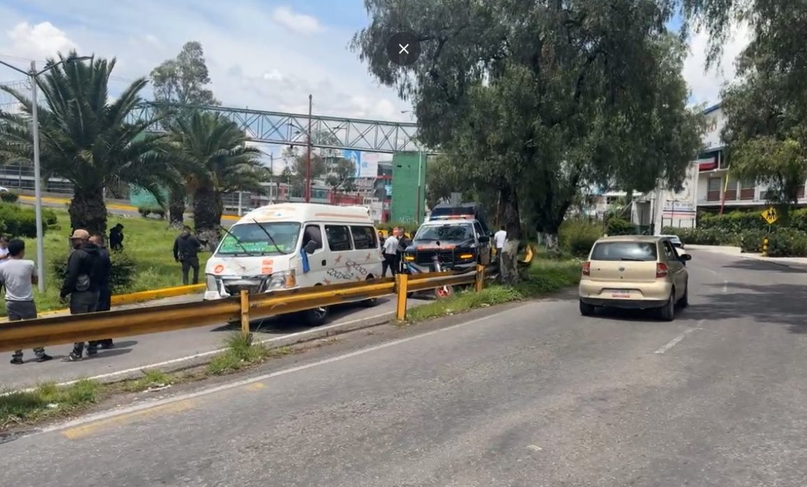 Se registra choque múltiple Ecatepec; seis personas resultan lesionadas