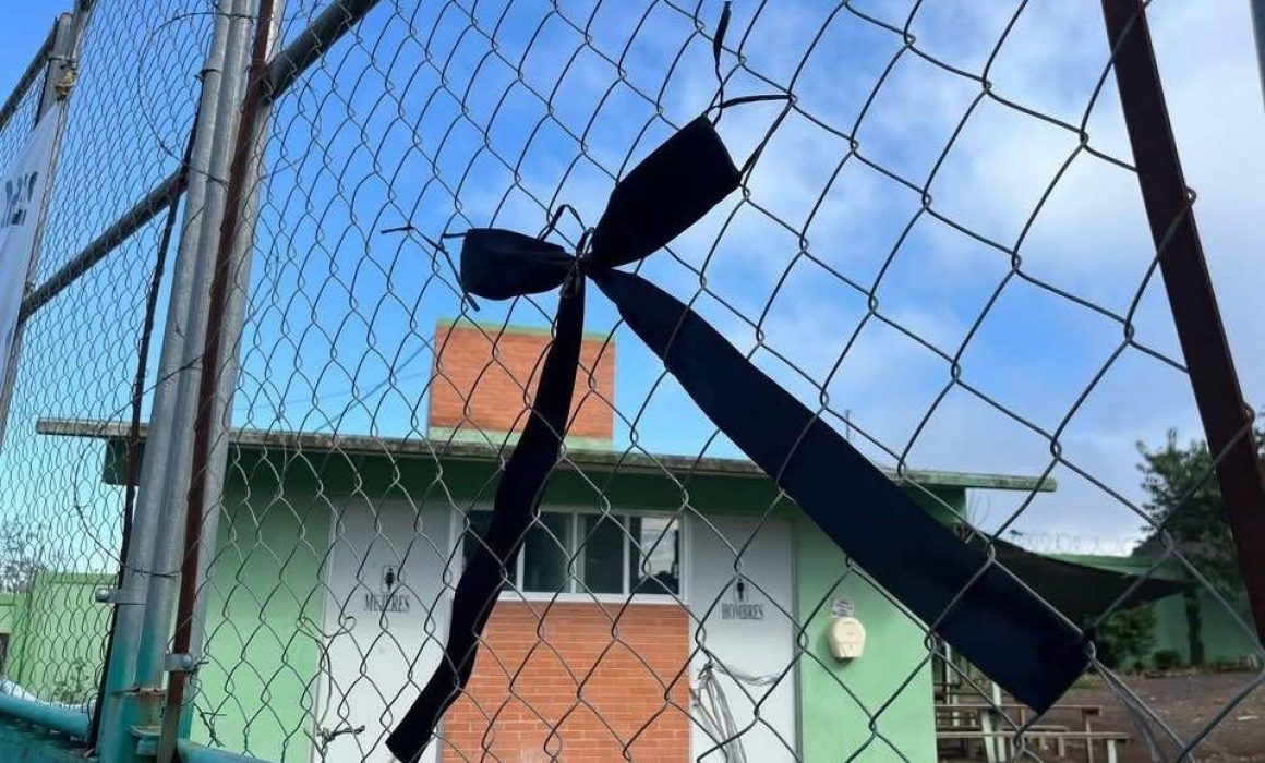 Suspenden clases en prepa de La Paz por muerte de maestro tras explosión