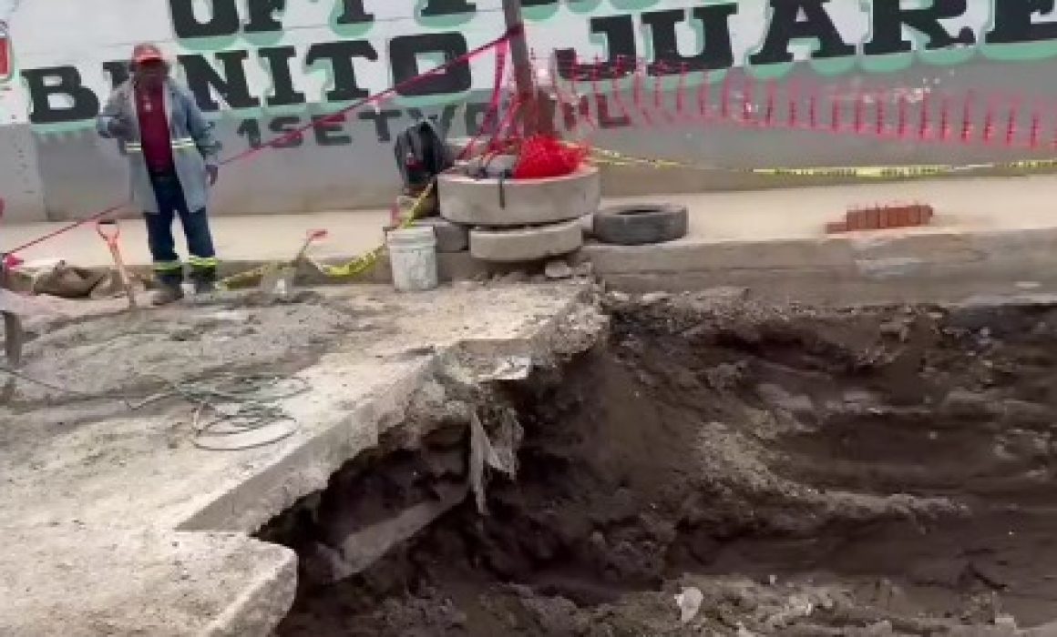 Suspenden primer día de clases en Chimalhuacán por enorme socavón