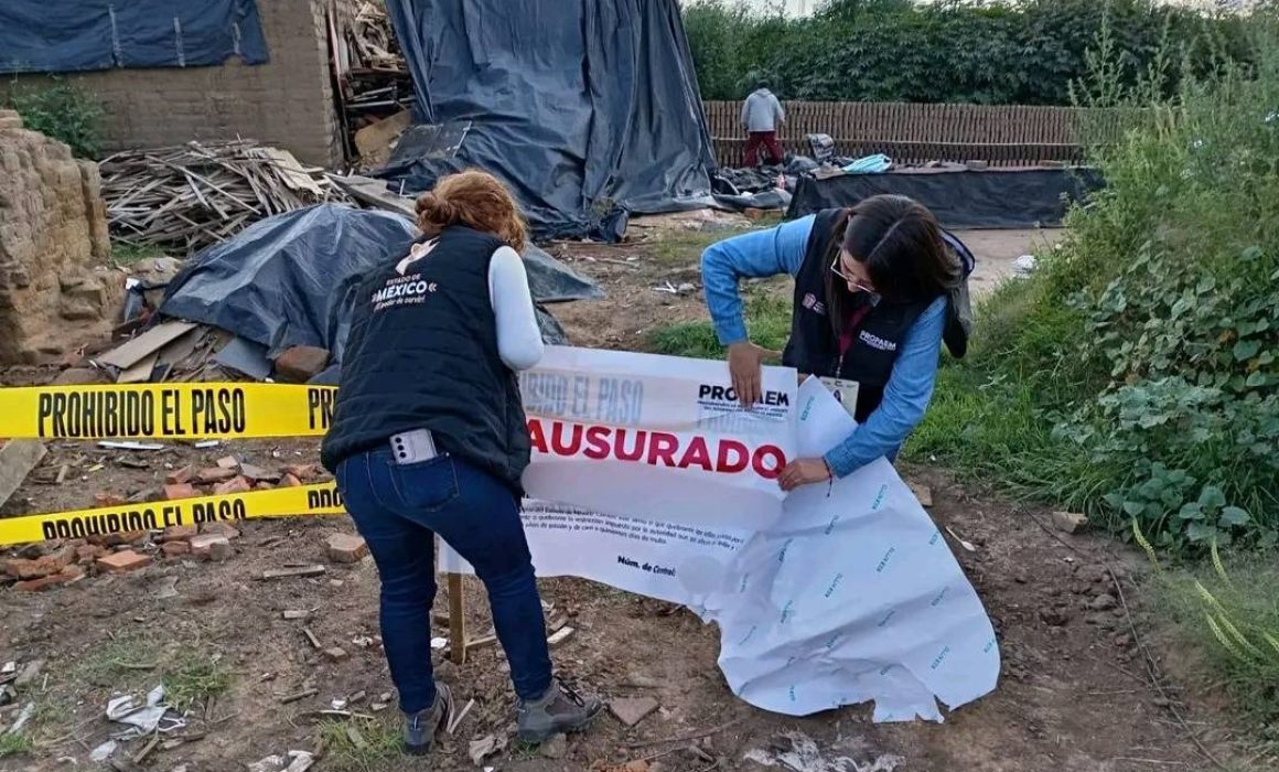 Clausuran ladrillera en Chalco por contaminación y falta de permisos