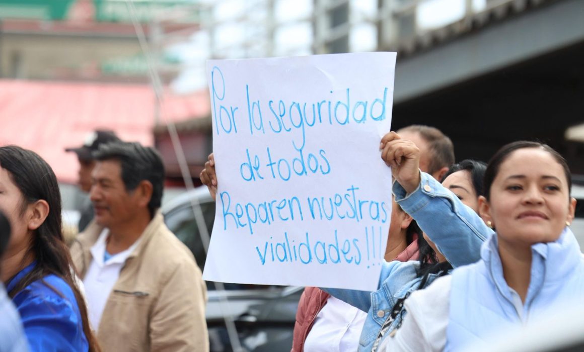 Protestan panistas, exigen un Estado de México sin baches
