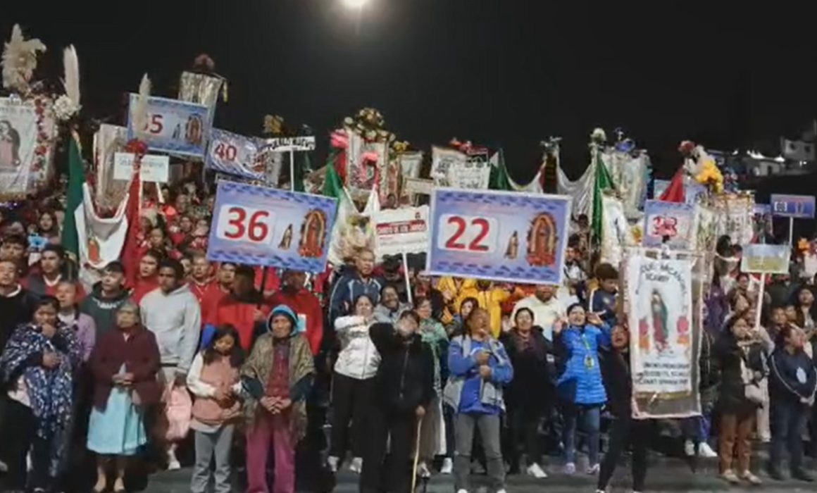 Arriban miles de peregrinos de Atlacomulco a la Basílica de Guadalupe