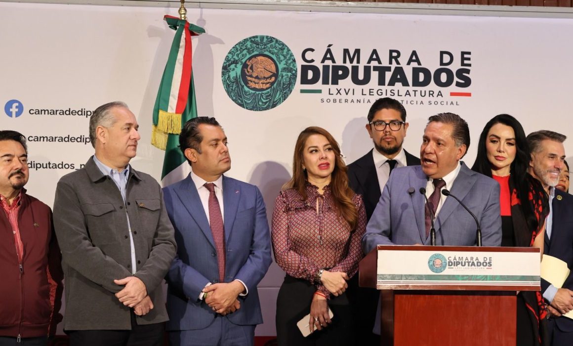 Asegura Ricardo Moreno que obras en Toluca se licitan de forma pública