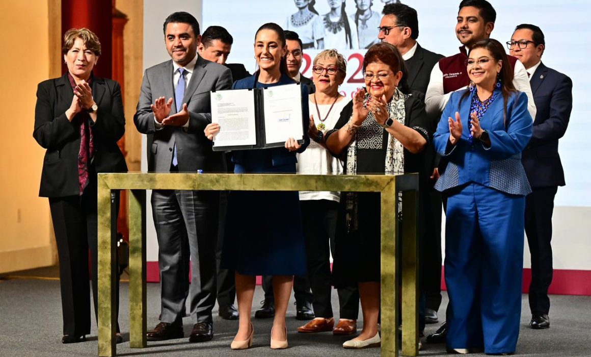 Atiende Delfina Gómez a 21 mil familias, recupera 112 calles
