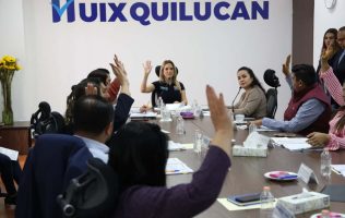 Atiende Romina Contreras al pueblo de Huixquilucan