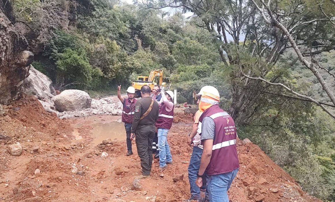 Brinda Protección Civil del Estado atención prioritaria ante deslaves