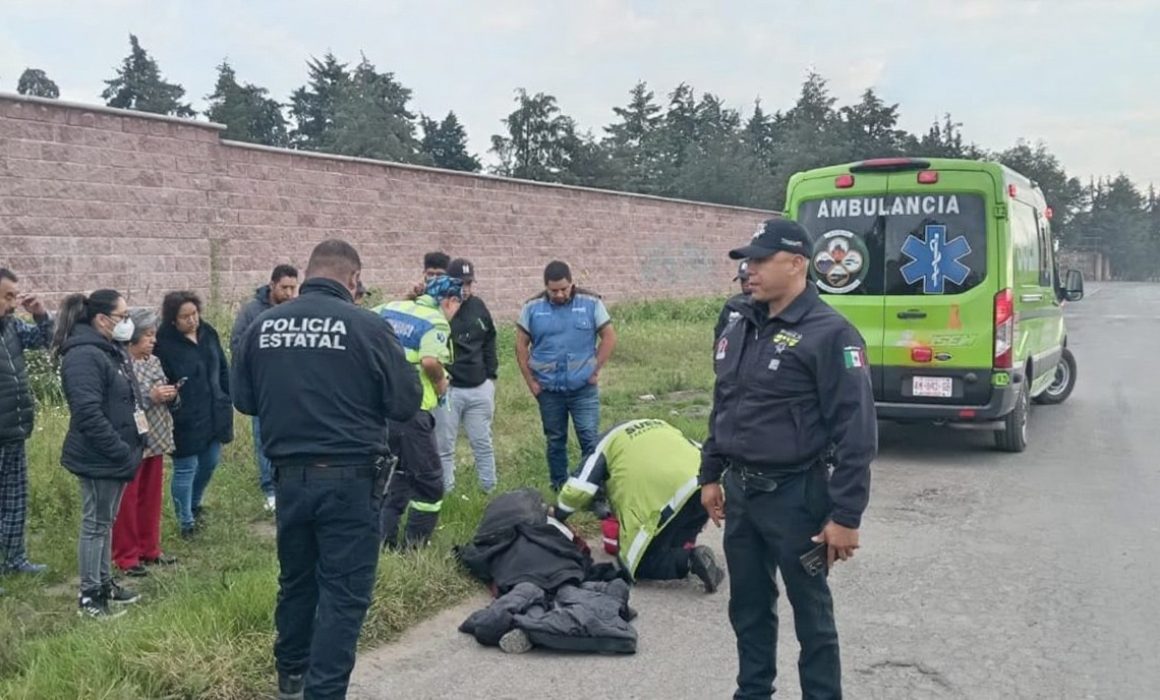 Cae estudiante de camión de transporte en Toluca; la unidad iba llena