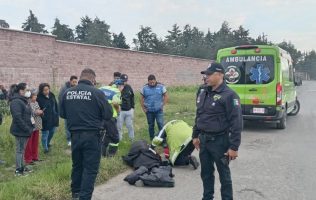 Cae estudiante de camión de transporte en Toluca; la unidad iba llena