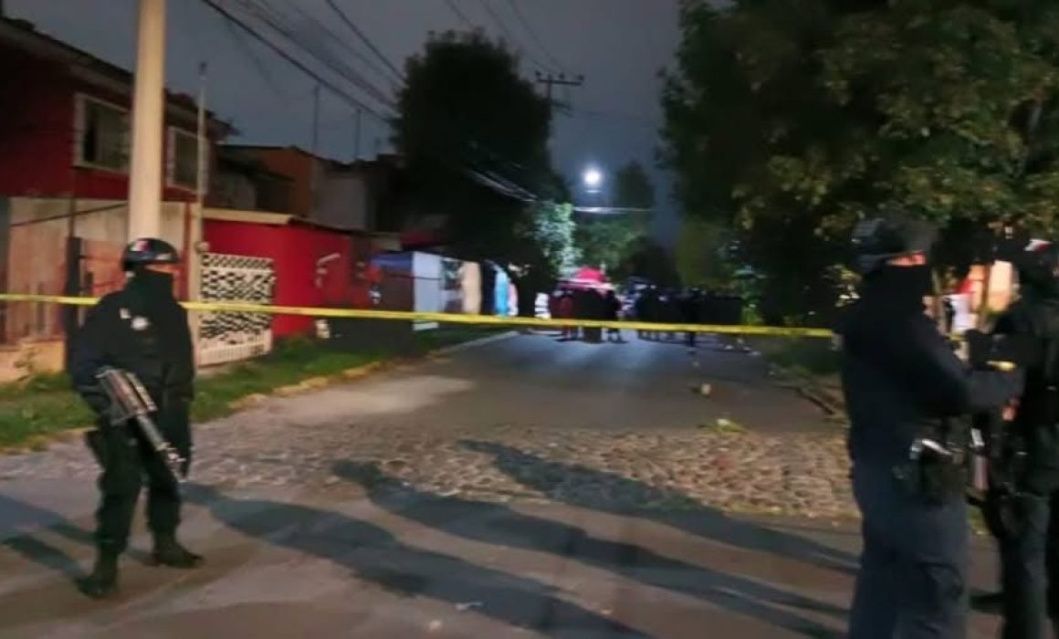 Cae ex militar tras intensa balacera con policías en Chalco