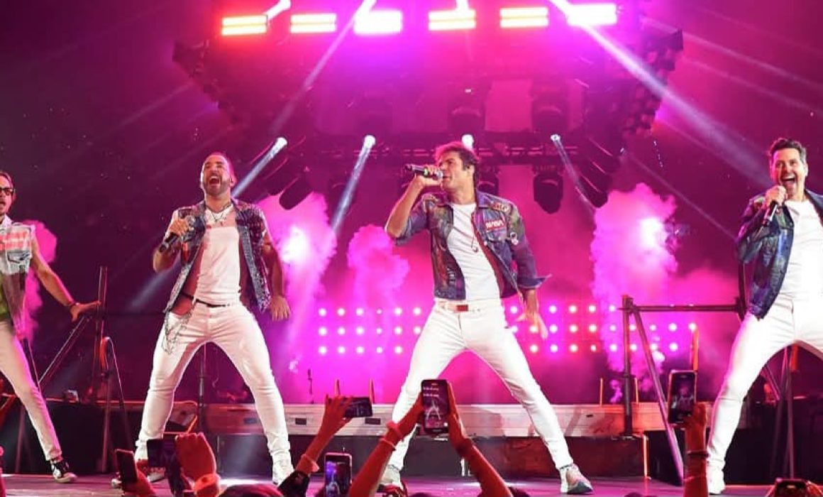 Convierten 90s Pop en un antro el Auditorio Nacional