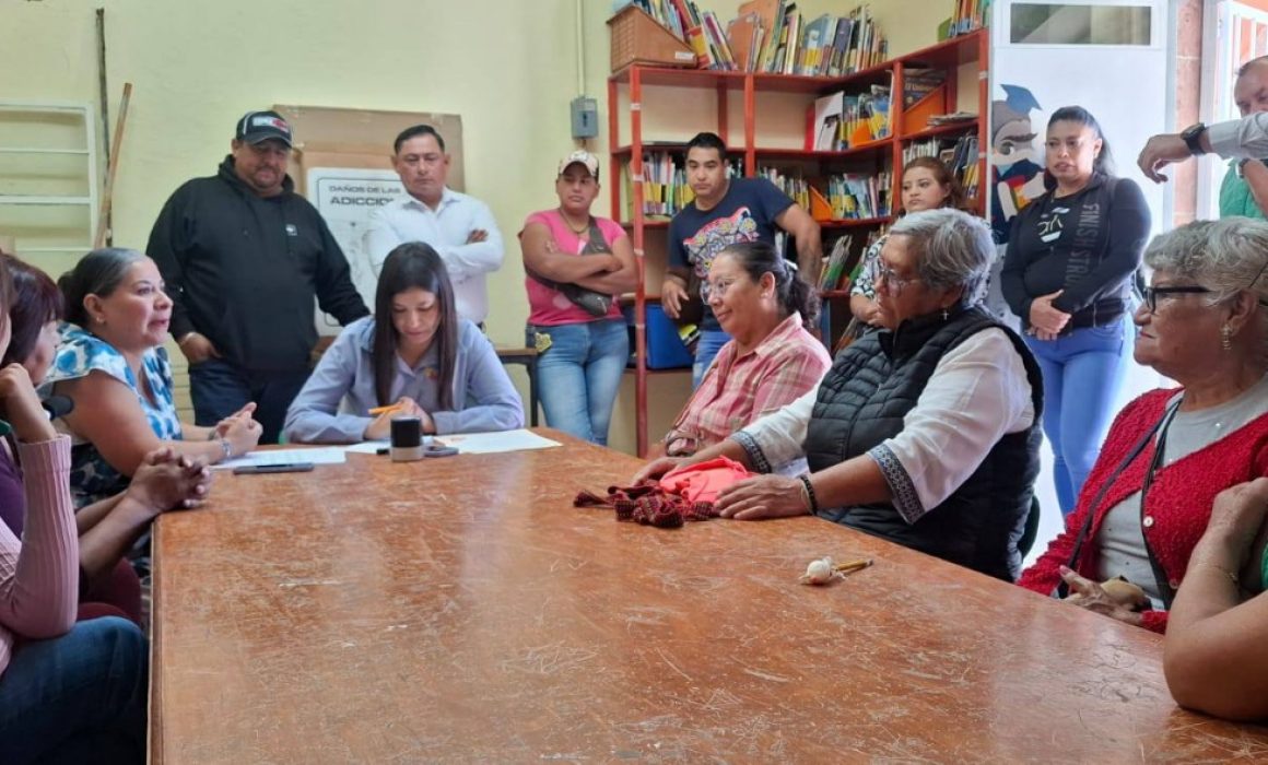 Crean en Teotihuacán el club Árbol de la vida para adultos mayores